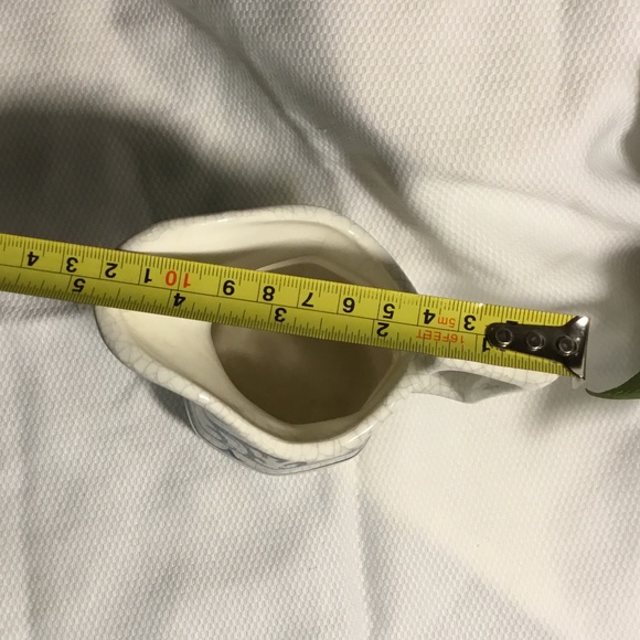 🐇Dedham Pottery~Potting Shed~RARE DESIGN~Milk Pitcher Blue Rabbit 5.5” tall🐇 - Picture 7 of 11